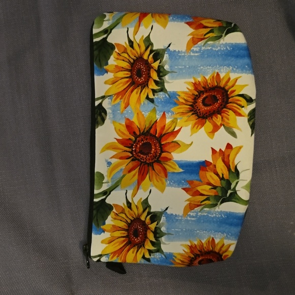 Sunflower Makeup Bag - Picture 1 of 4